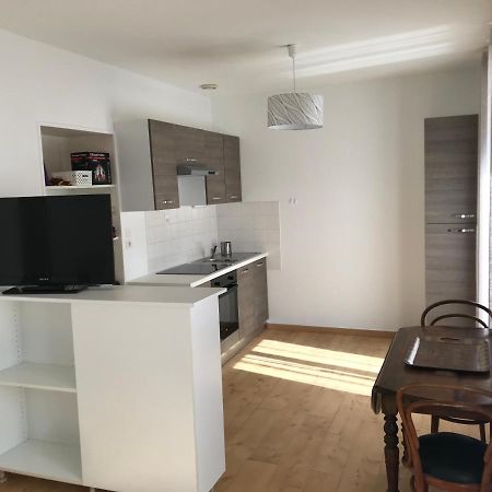 Grand Studio Manon En Coeur De Ville Pour 2 P Bort-les-Orgues Exterior foto